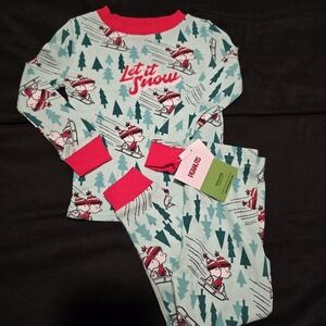 Peanuts Snoopy‎ Pajamas Let It Snow Winter Christmas Toddler Pjs NWT Size 2T